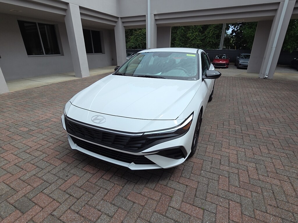 New 2026 Hyundai Elantra SEL Sport Sedan