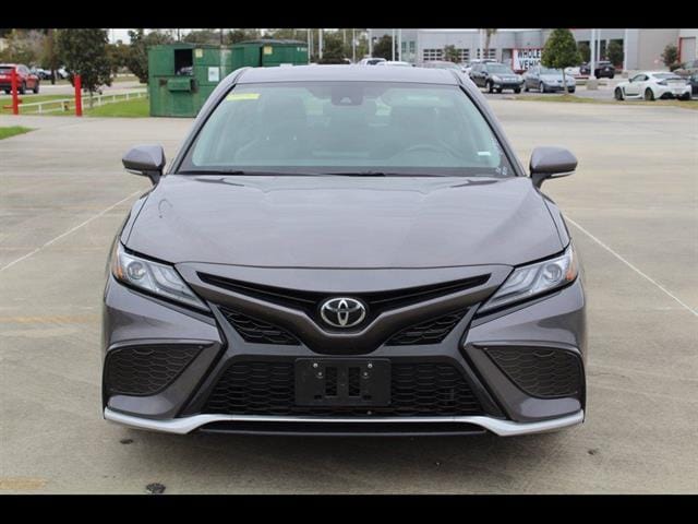 2021 Toyota Camry XSE - Photo 10