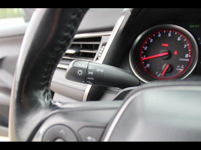 2021 Toyota Camry XSE - Photo 18