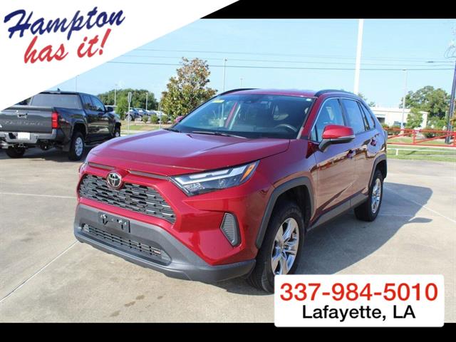 2022 Toyota RAV4 XLE FWD's photo