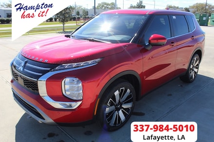 2025 Mitsubishi Outlander SE SUV