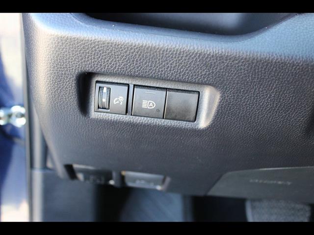 2024 Toyota RAV4 XLE - Photo 14
