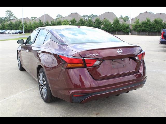2023 Nissan Altima SV - Photo 6