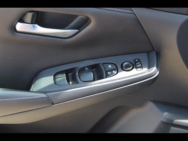 2023 Nissan Sentra SV - Photo 12