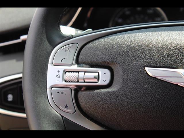 2025 GENESIS GV70 Standard - Photo 18