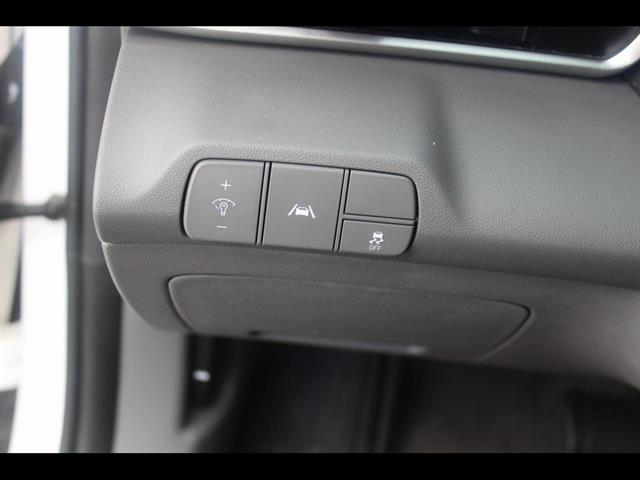 2023 Hyundai Elantra SEL - Photo 16