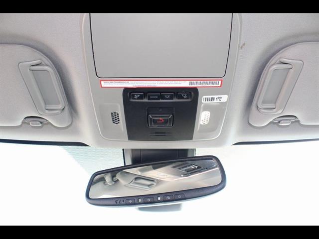 2023 Toyota Camry XSE - Photo 18