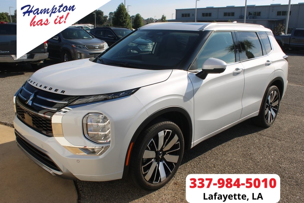 2026 Mitsubishi Outlander SEL's photo