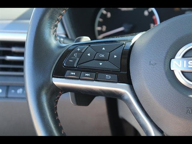 2023 Nissan Altima SR - Photo 17