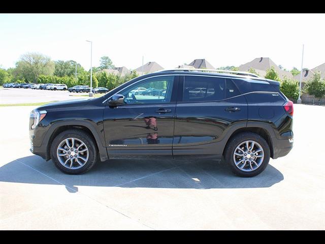 2023 GMC Terrain SLT - Photo 9