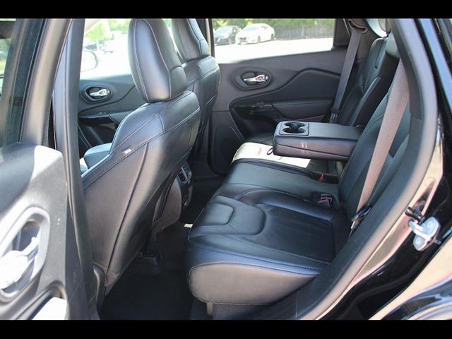 2023 Jeep Cherokee Altitude Lux - Photo 35