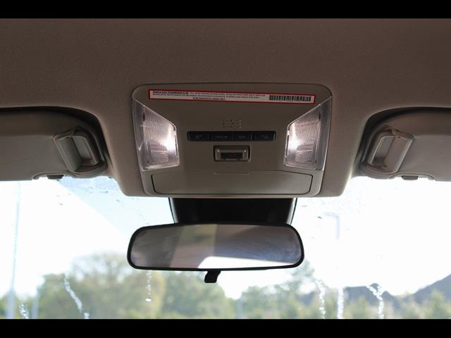 2024 Toyota RAV4 XLE - Photo 25