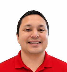 Staff member Roger Cerda from ID_43adda