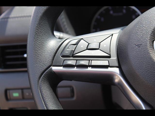 2023 Nissan Sentra SV - Photo 17