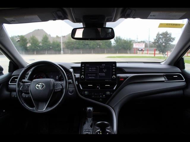 2021 Toyota Camry XSE - Photo 20