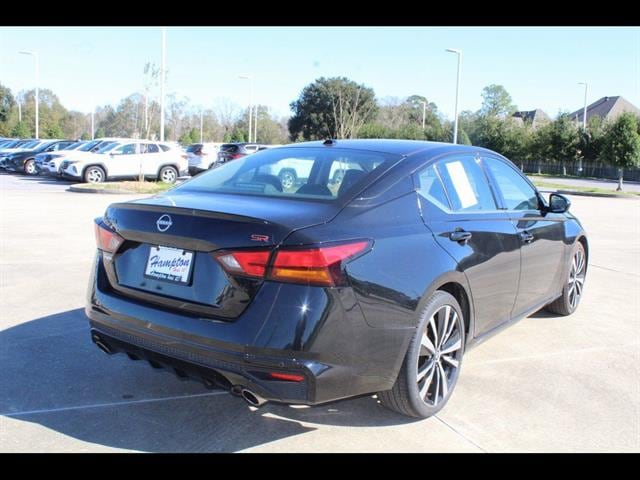 2023 Nissan Altima SR - Photo 6