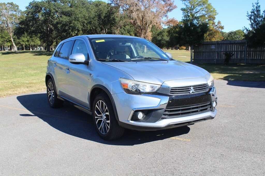 Used 2017 Mitsubishi Outlander Sport 2.4 SE CUV