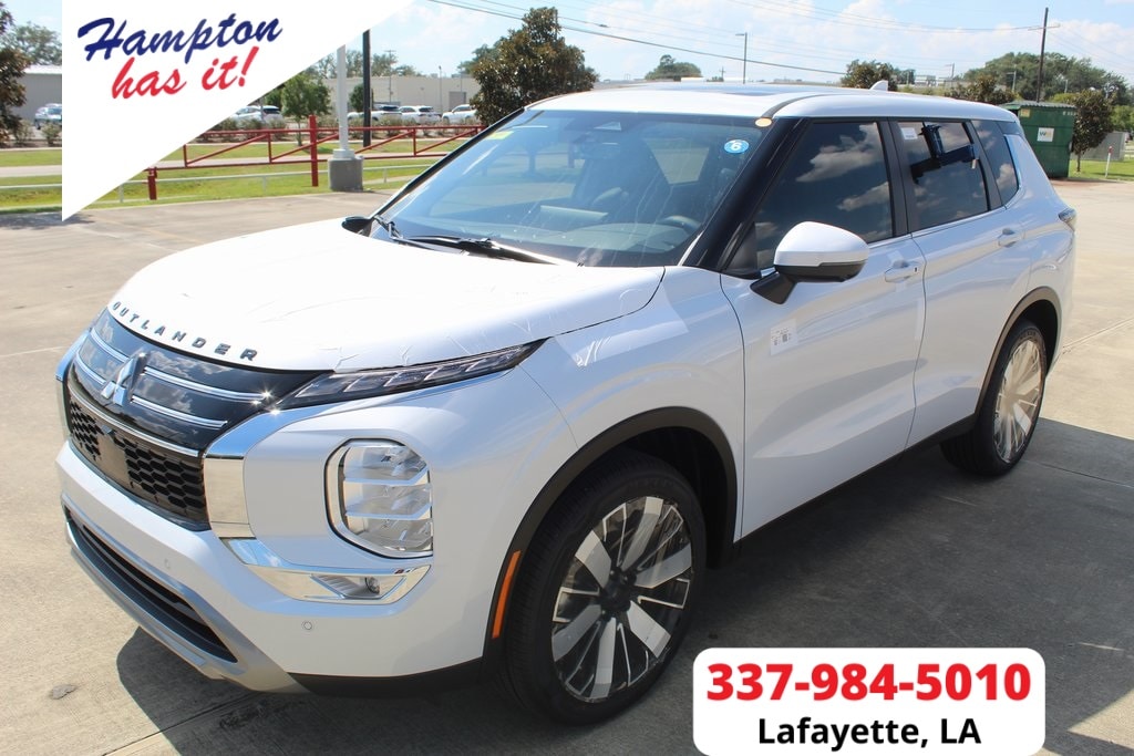 2025 Mitsubishi Outlander SE's photo