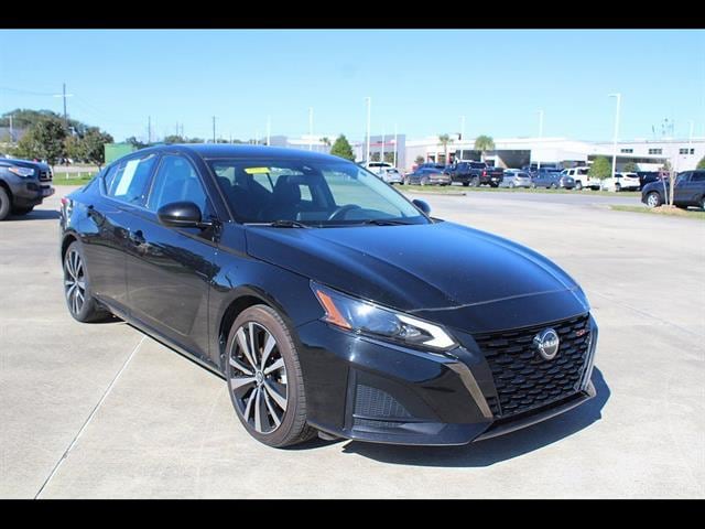 2023 Nissan Altima SR - Photo 4