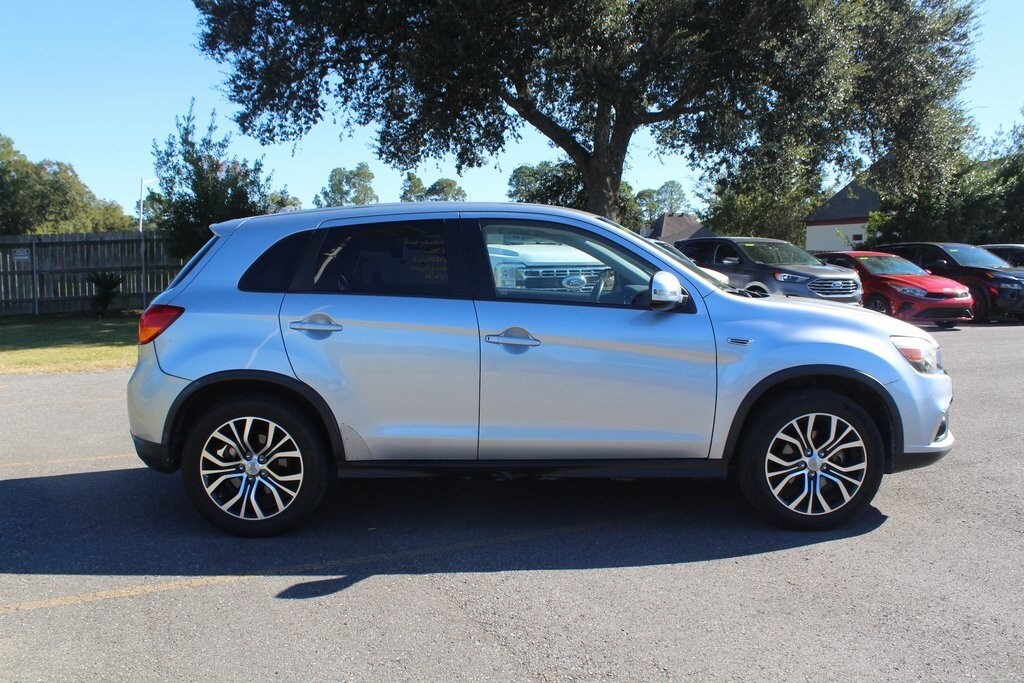 Used 2017 Mitsubishi Outlander Sport 2.4 SE CUV