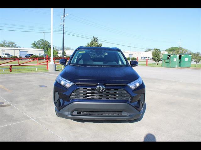 2024 Toyota RAV4 XLE - Photo 3