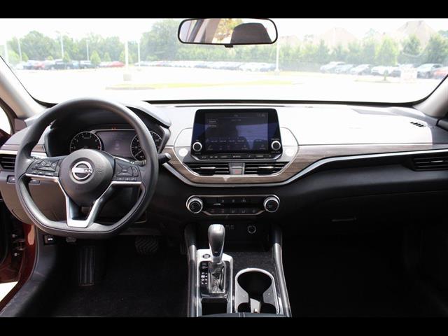 2023 Nissan Altima SV - Photo 21