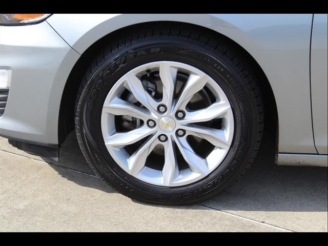 1G1ZD5ST9PF253396