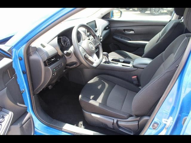 2023 Nissan Sentra SV - Photo 13