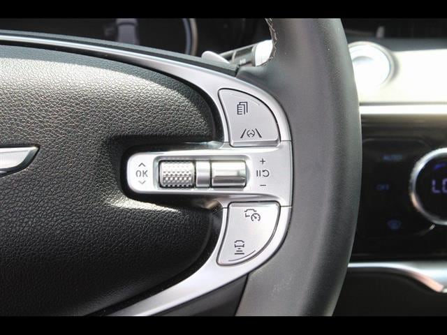 2025 GENESIS GV70 Standard - Photo 17