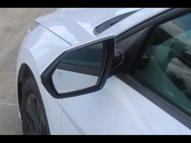 2023 Hyundai Elantra SEL - Photo 11