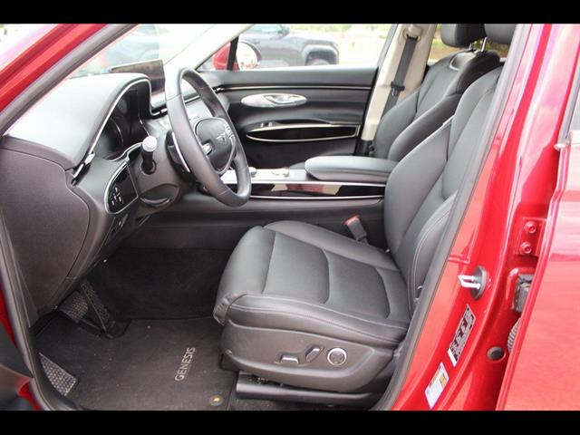 2025 GENESIS GV70 Standard - Photo 14