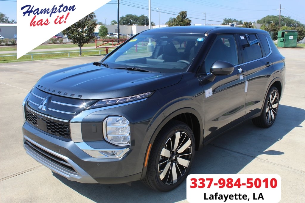 2025 Mitsubishi Outlander SE's photo