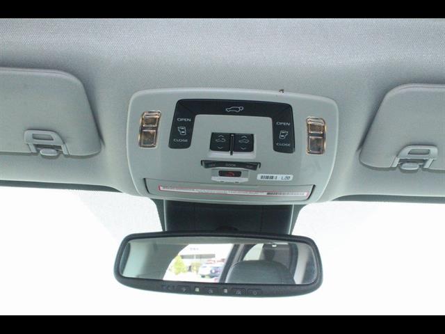 2023 Toyota Sienna XLE - Photo 22