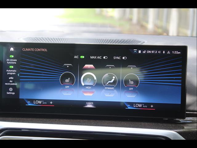 2023 BMW 3 Series 330i - Photo 29