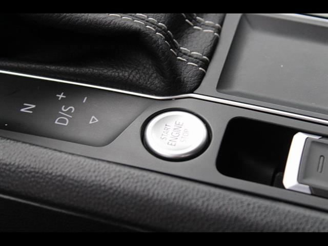 2022 Volkswagen Atlas SE w/Tech - Photo 26