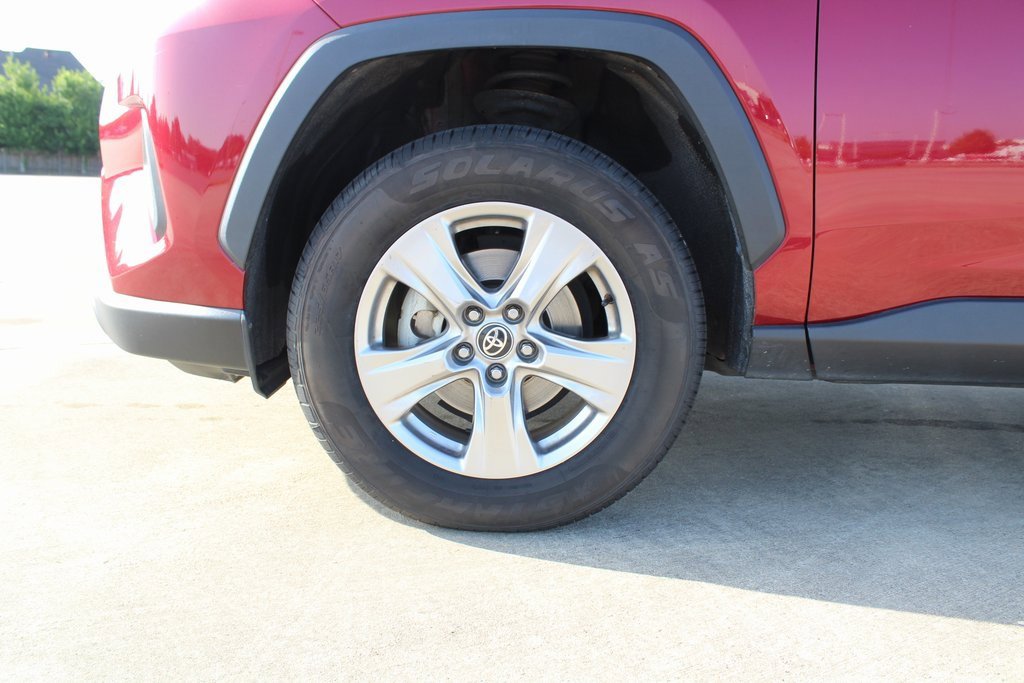 Used 2022 Toyota RAV4 XLE with VIN 2T3W1RFVXNW202796 for sale in Lafayette, LA