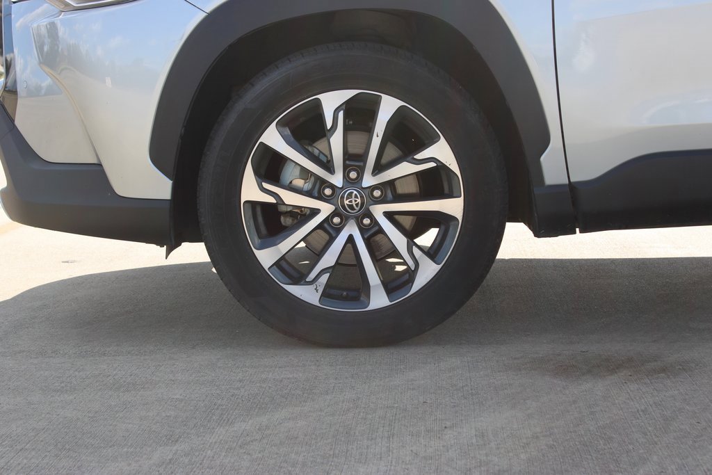 Used 2023 Toyota Corolla Cross XLE with VIN 7MUEAAAG4PV041930 for sale in Lafayette, LA