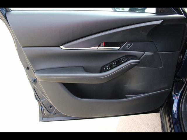 2025 Mazda CX-30 Preferred - Photo 12
