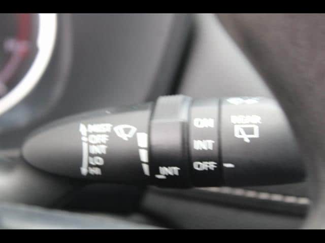 2023 Toyota RAV4 XLE - Photo 22