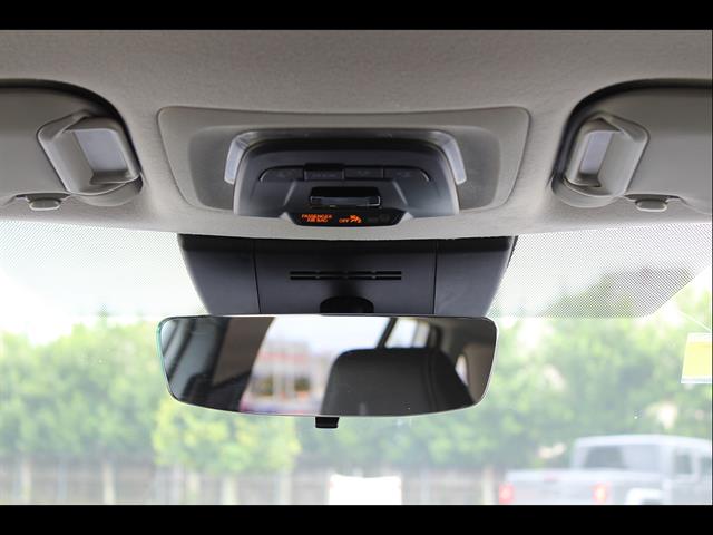 2026 Toyota Corolla Cross XLE - Photo 25
