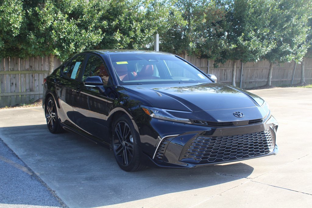 2025 Toyota Camry XSE photo 4