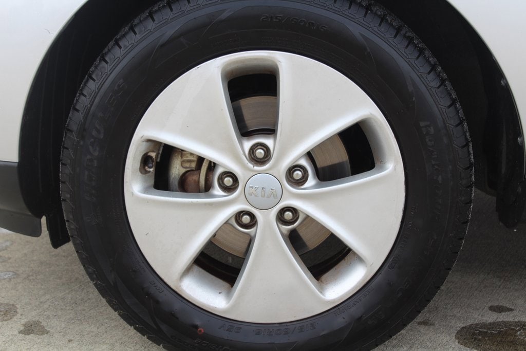 Used 2016 Kia Soul Base with VIN KNDJN2A29G7832309 for sale in Lafayette, LA