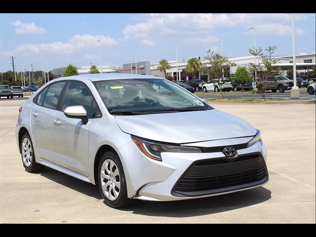 2024 Toyota Corolla LE - Photo 4