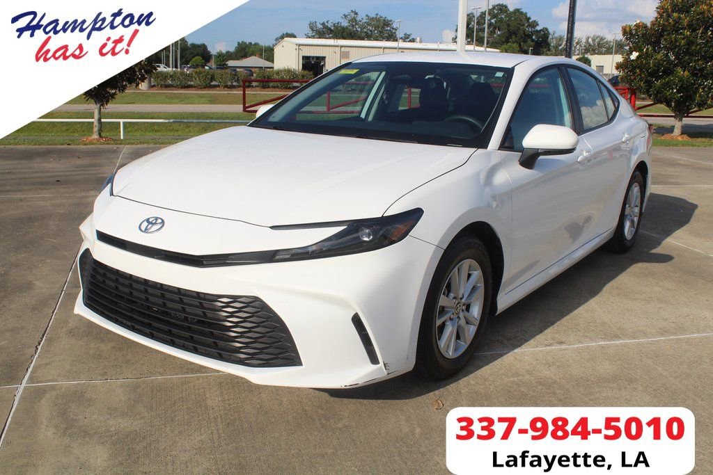 2025 Toyota Camry LE