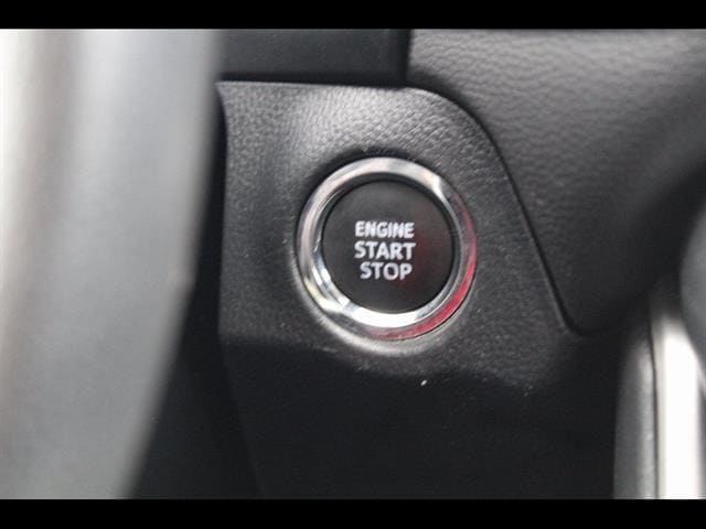 2023 Toyota RAV4 XLE - Photo 24