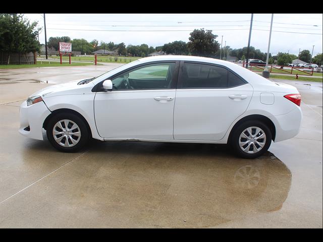 2018 Toyota Corolla L - Photo 10