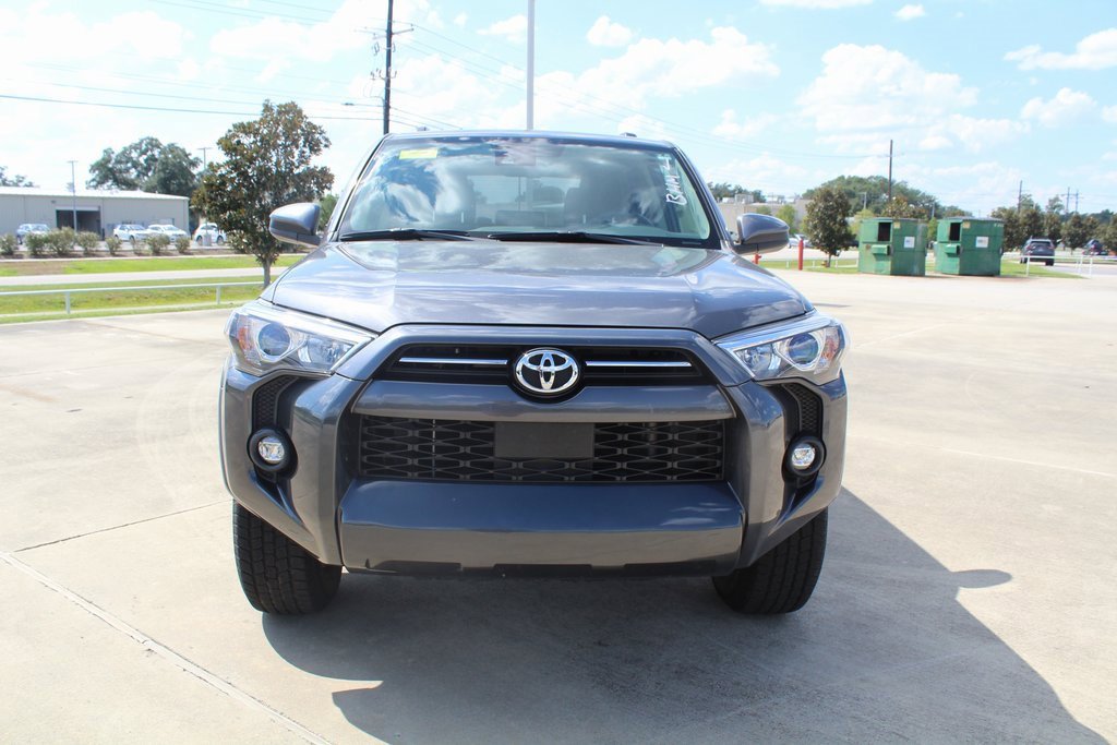 2023 Toyota 4Runner SR5 photo 2