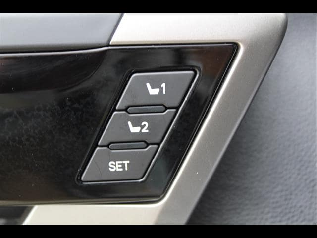 2024 Toyota Tundra Limited - Photo 16