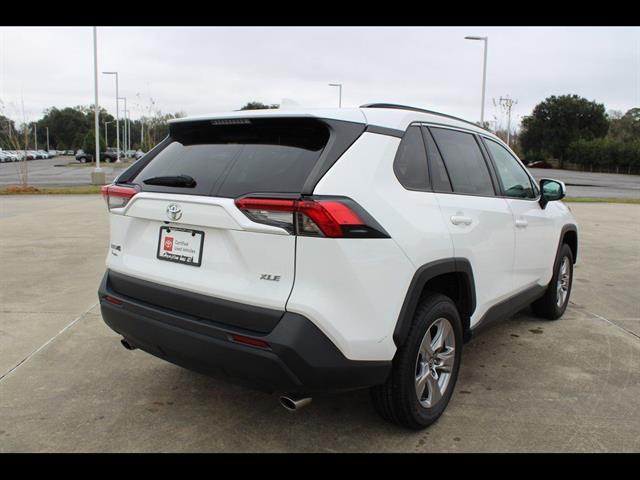 2023 Toyota RAV4 XLE - Photo 6