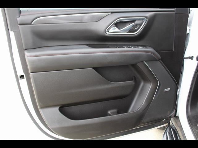 2021 Chevrolet Suburban RST - Photo 14
